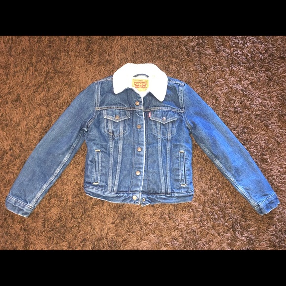 Levi’s Sherpa Jean jacket - Picture 2 of 3